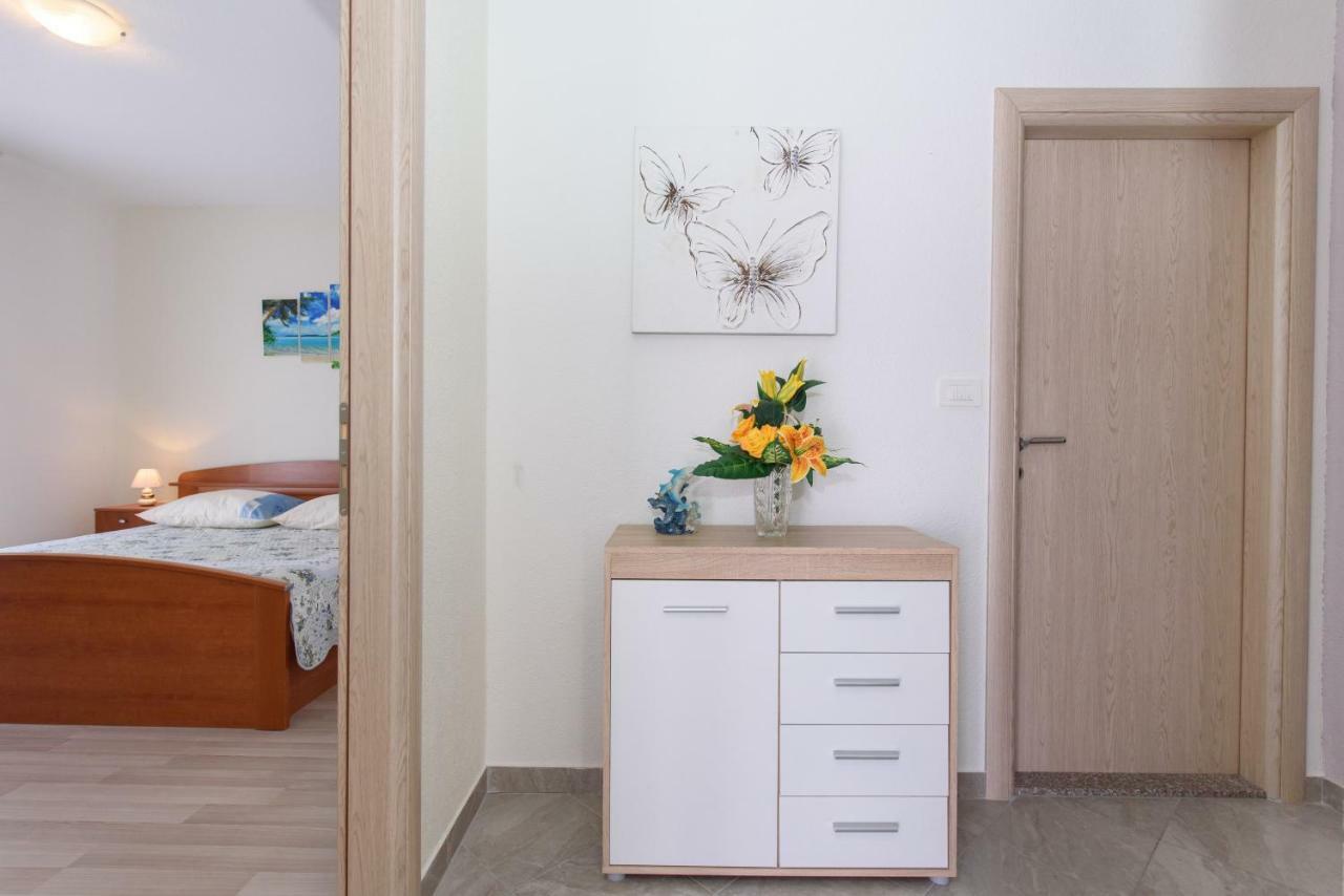 Apartments & Rooms Seaside คาชเตลา ภายนอก รูปภาพ
