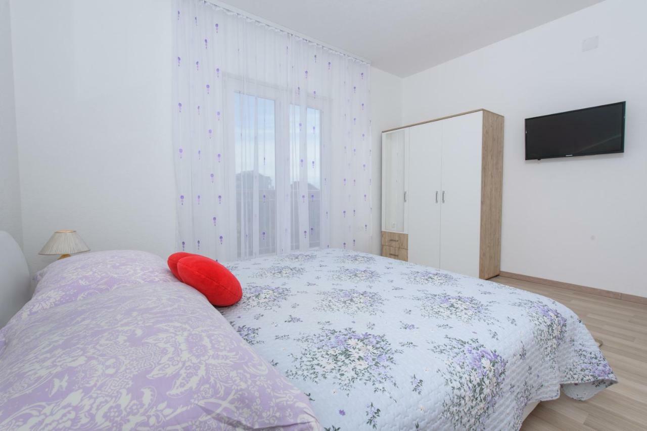 Apartments & Rooms Seaside คาชเตลา ภายนอก รูปภาพ