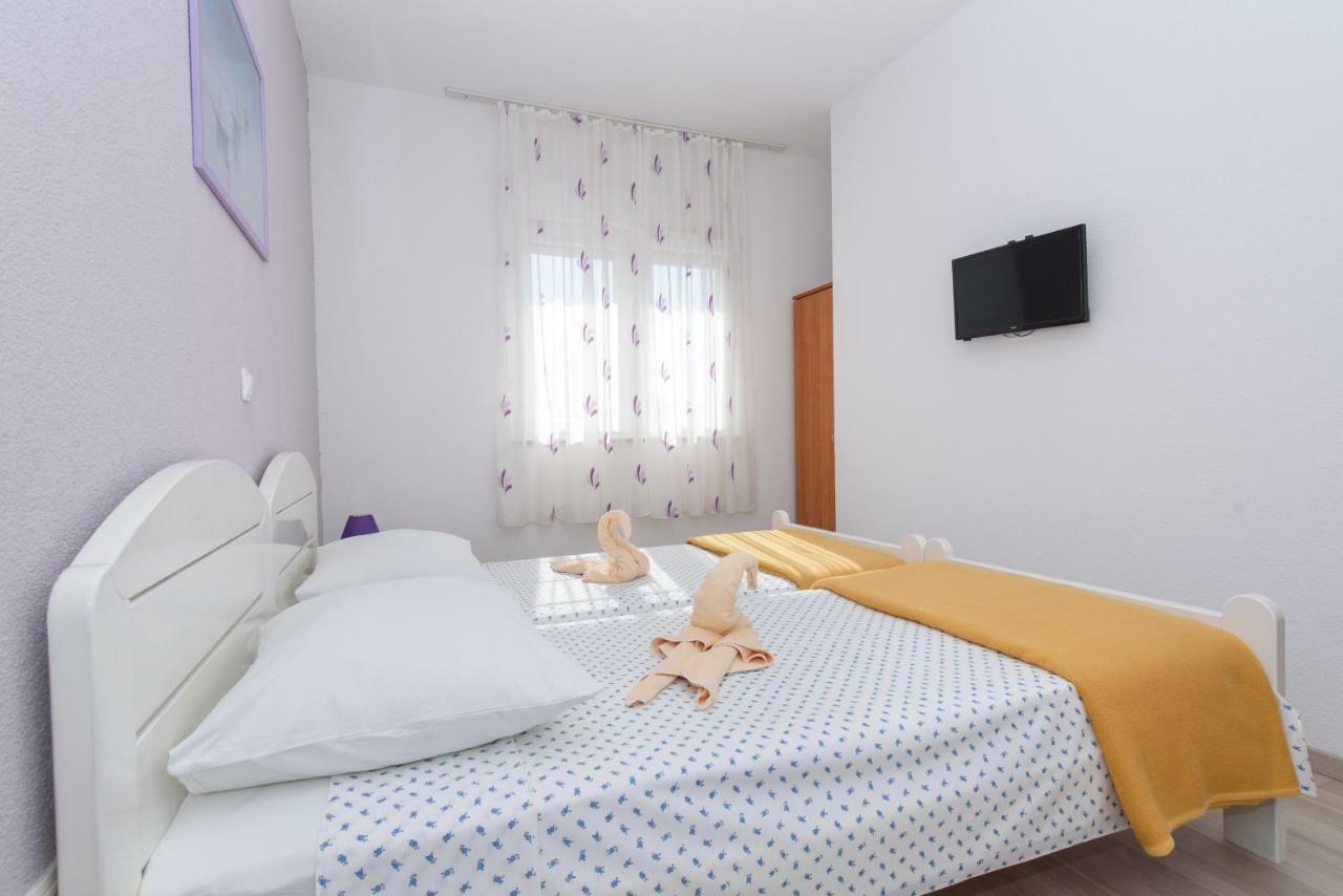 Apartments & Rooms Seaside คาชเตลา ภายนอก รูปภาพ