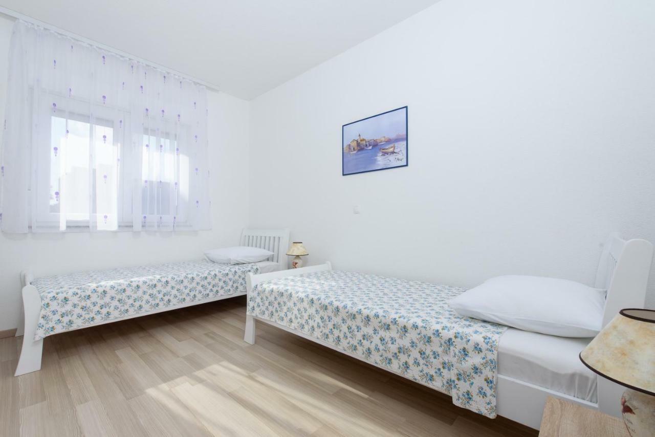 Apartments & Rooms Seaside คาชเตลา ภายนอก รูปภาพ