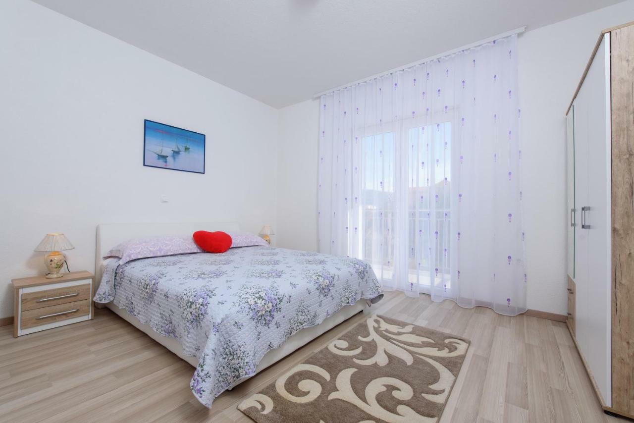 Apartments & Rooms Seaside คาชเตลา ภายนอก รูปภาพ