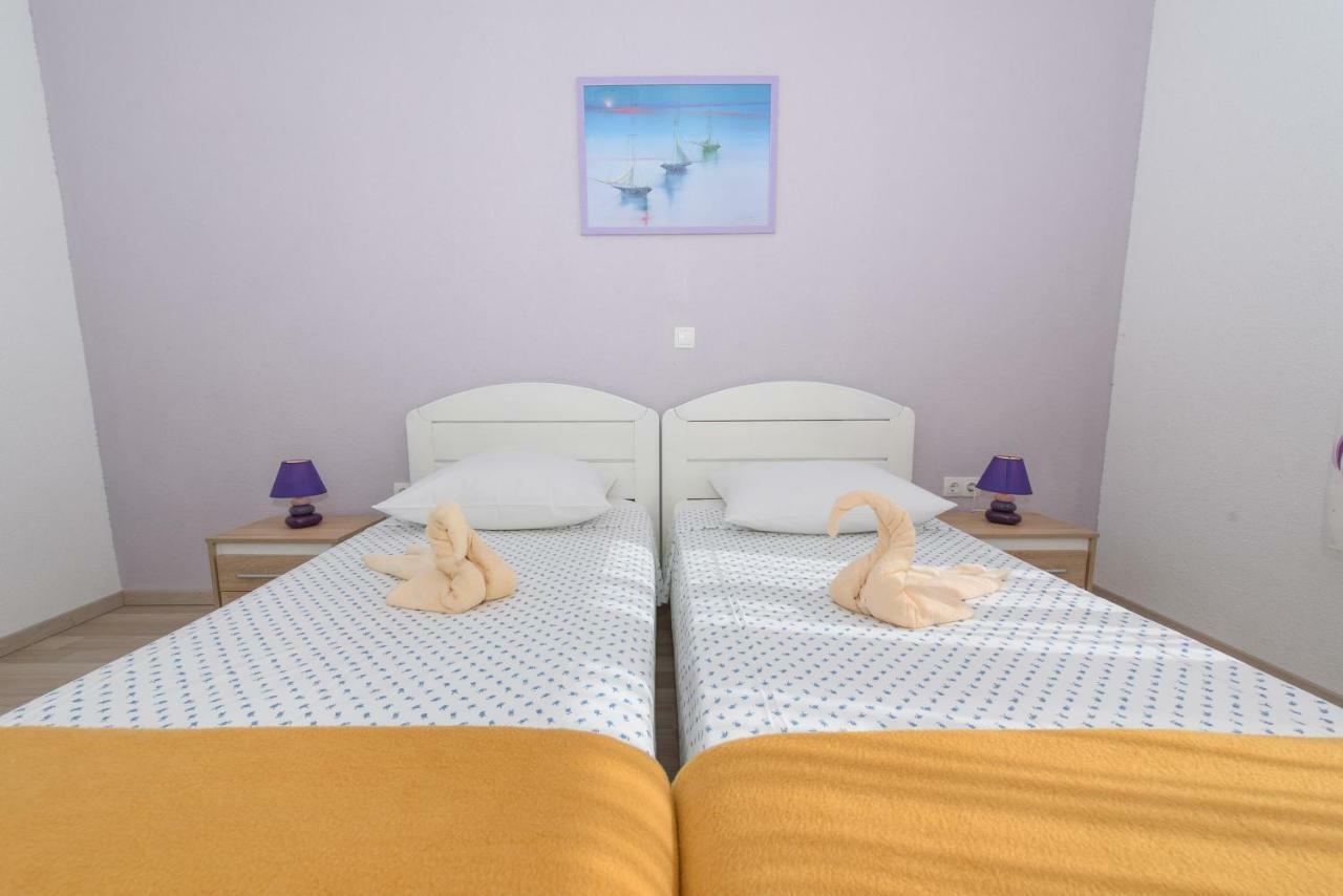 Apartments & Rooms Seaside คาชเตลา ภายนอก รูปภาพ