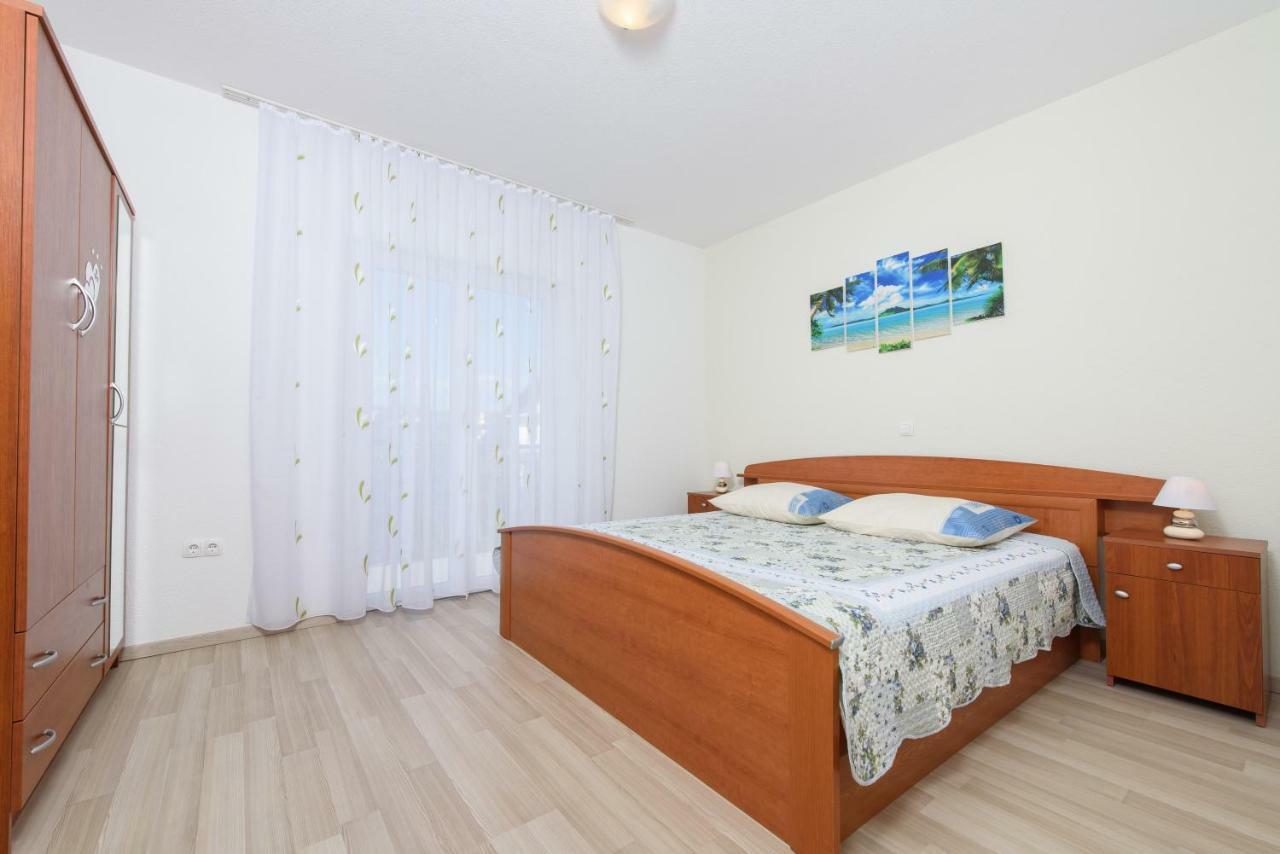 Apartments & Rooms Seaside คาชเตลา ภายนอก รูปภาพ