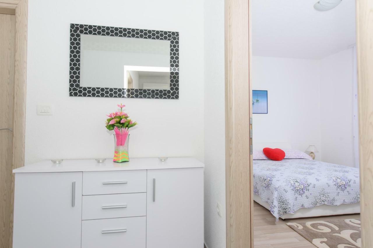 Apartments & Rooms Seaside คาชเตลา ภายนอก รูปภาพ